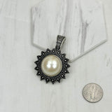 PDO-0727-01                             Silver metal with cream pearl beads Pendent