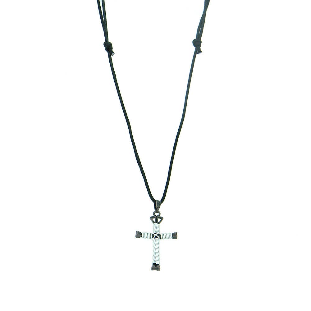 NK150806-01 SLV   "CIRCLE G"  WIRED CROSS NECKLACE
