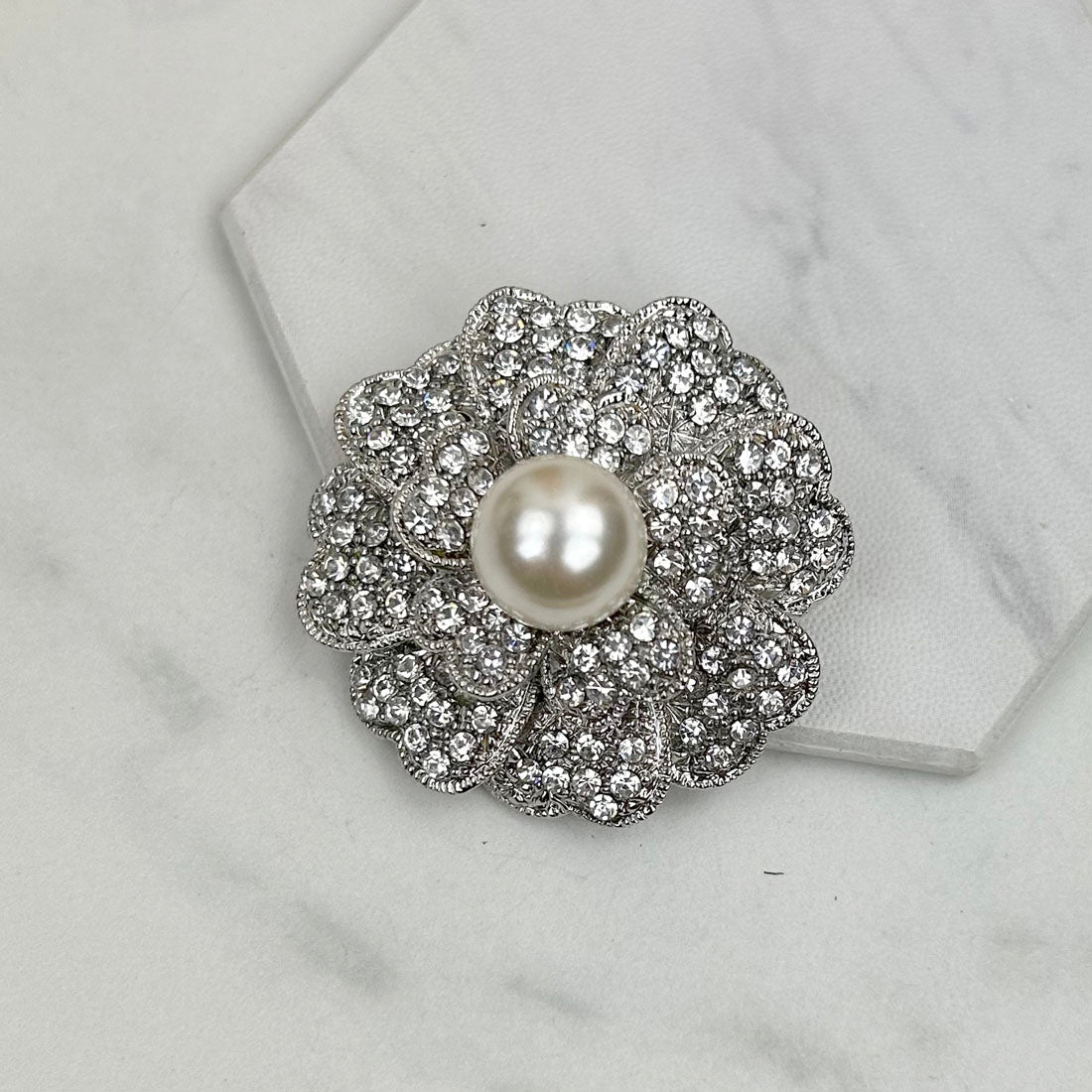 BCH230925-03     Silver with clear crystal brooch