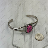 BR231205-01-BLACK             Silver metal with black stone bangle