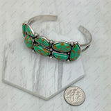 BR241130-01-GREEN                  Silver metal with green stone bangle