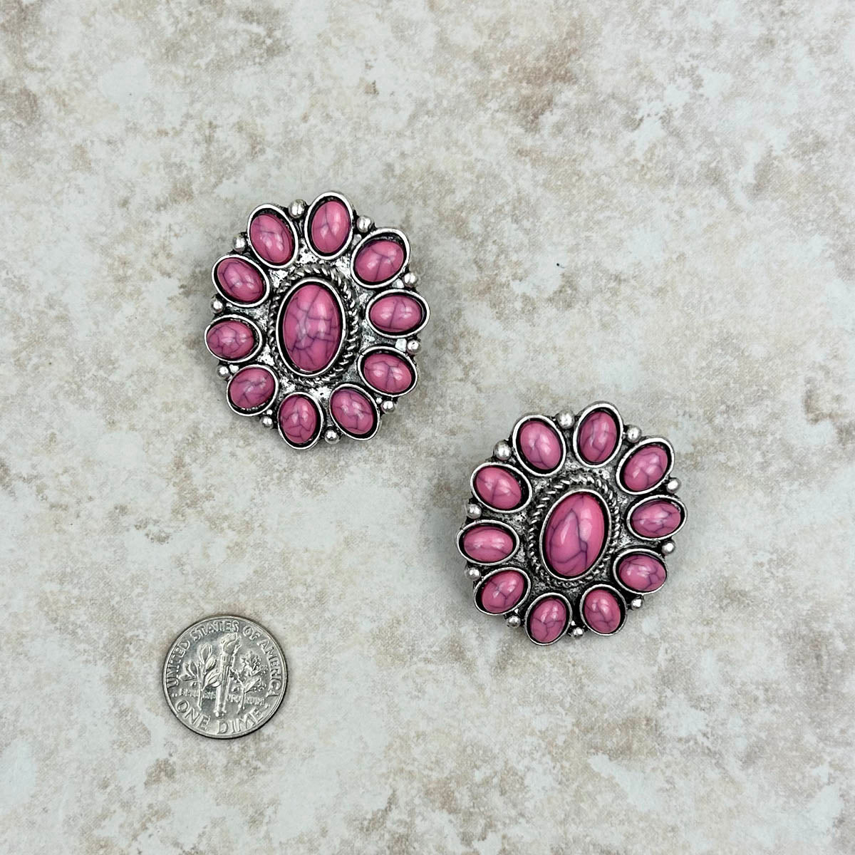 ER221115-03-CONCH PINK           Silver with conch pink stone concho Earrings