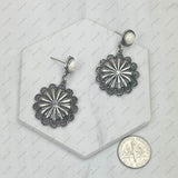 ER240530-01SILVER-BLUE               Silver metal flower concho with blue turquoise stone Earrings