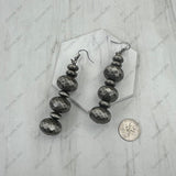ER260121-01                           Silver Navajo pearl beads Earrings
