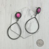 ERZ230488-04                       silver metal circle with hot pink stone Earrings