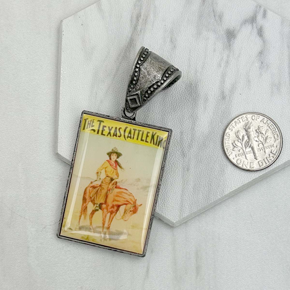PD231210SL-79                              silver metal triangle cowboy pendent