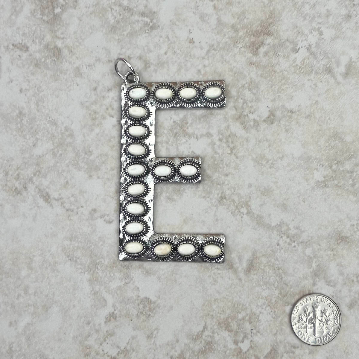 PDS230703E-WHITE	Silver with white stone letter E pendant