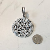 PDS250330-01-BLUE              50mm Round Silver metal with Blue TQ stone Pendent